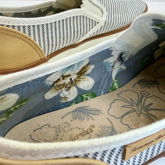 Tommy Bahamas Women’s Canvas Slip On Sneakers Brown/White/Striped, Unixes - Picture 7 of 9